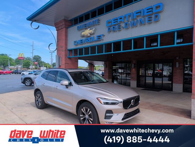 Used 2023 Volvo XC60 B5 Core AWD/4WD image 1