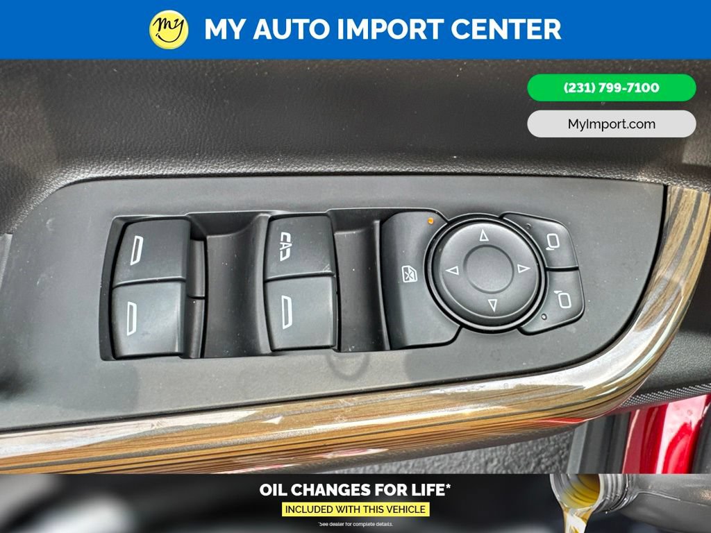Used 2023 GMC Acadia SLE w/ Driver Convenience Package FWD image 11