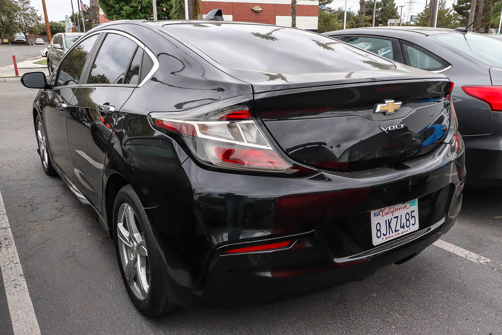 Used 2016 Chevrolet Volt LT w/ Comfort Package FWD image 8