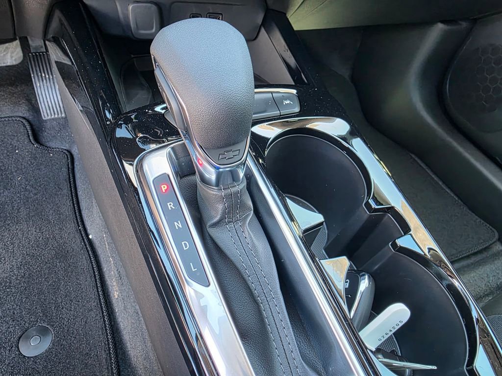New 2026 Chevrolet Trax LT w/ Sunroof Package FWD image 13
