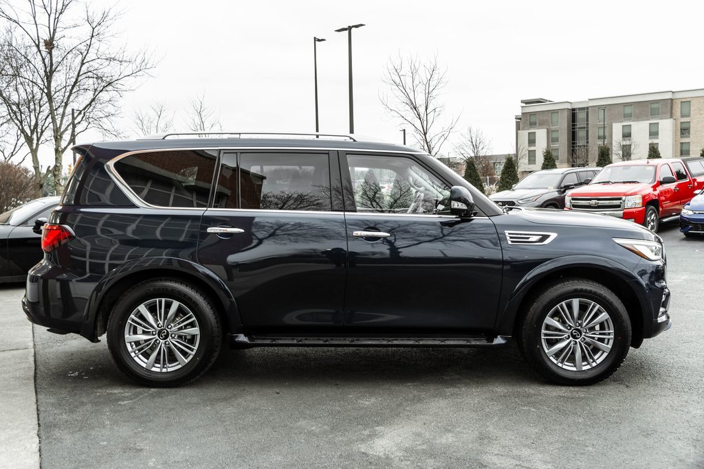 Used 2024 INFINITI QX80 Luxe image 3