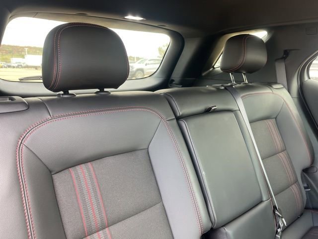 Used 2022 Chevrolet Equinox RS w/ LPO, Floor Liner Package AWD/4WD image 52