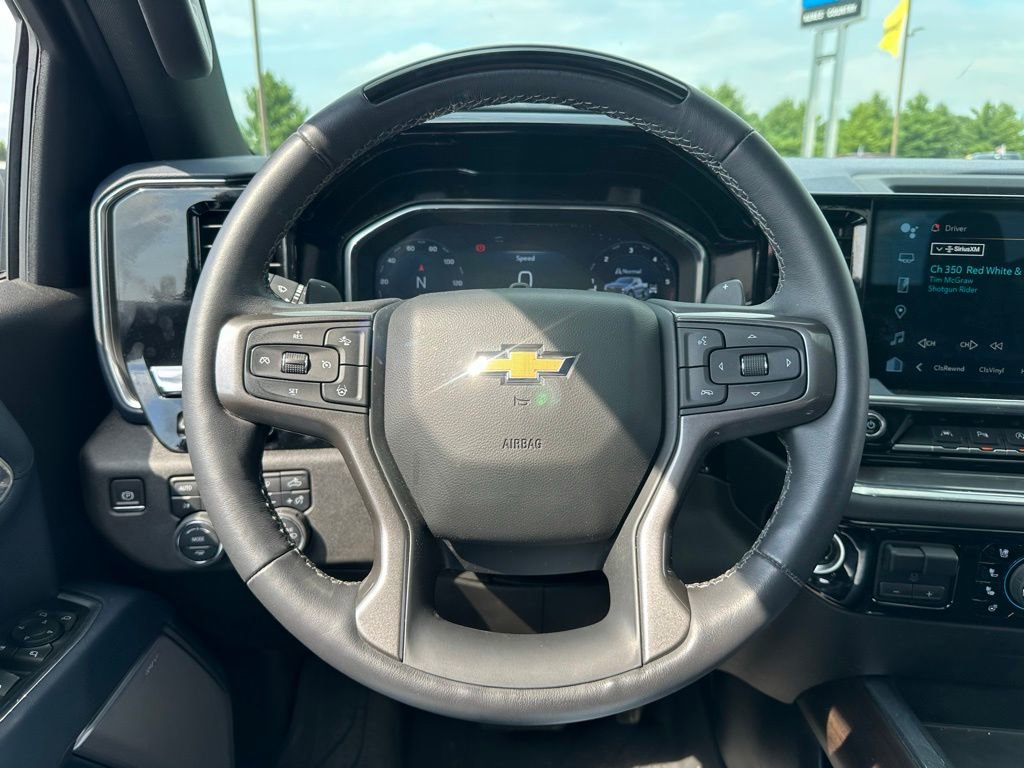 Used 2024 Chevrolet Silverado 1500 High Country image 31