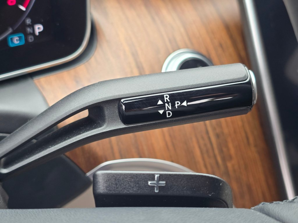 Used 2024 Mercedes-Benz C 300 4MATIC Sedan image 16