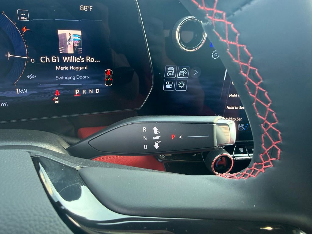 Used 2025 Chevrolet Blazer EV RS image 33