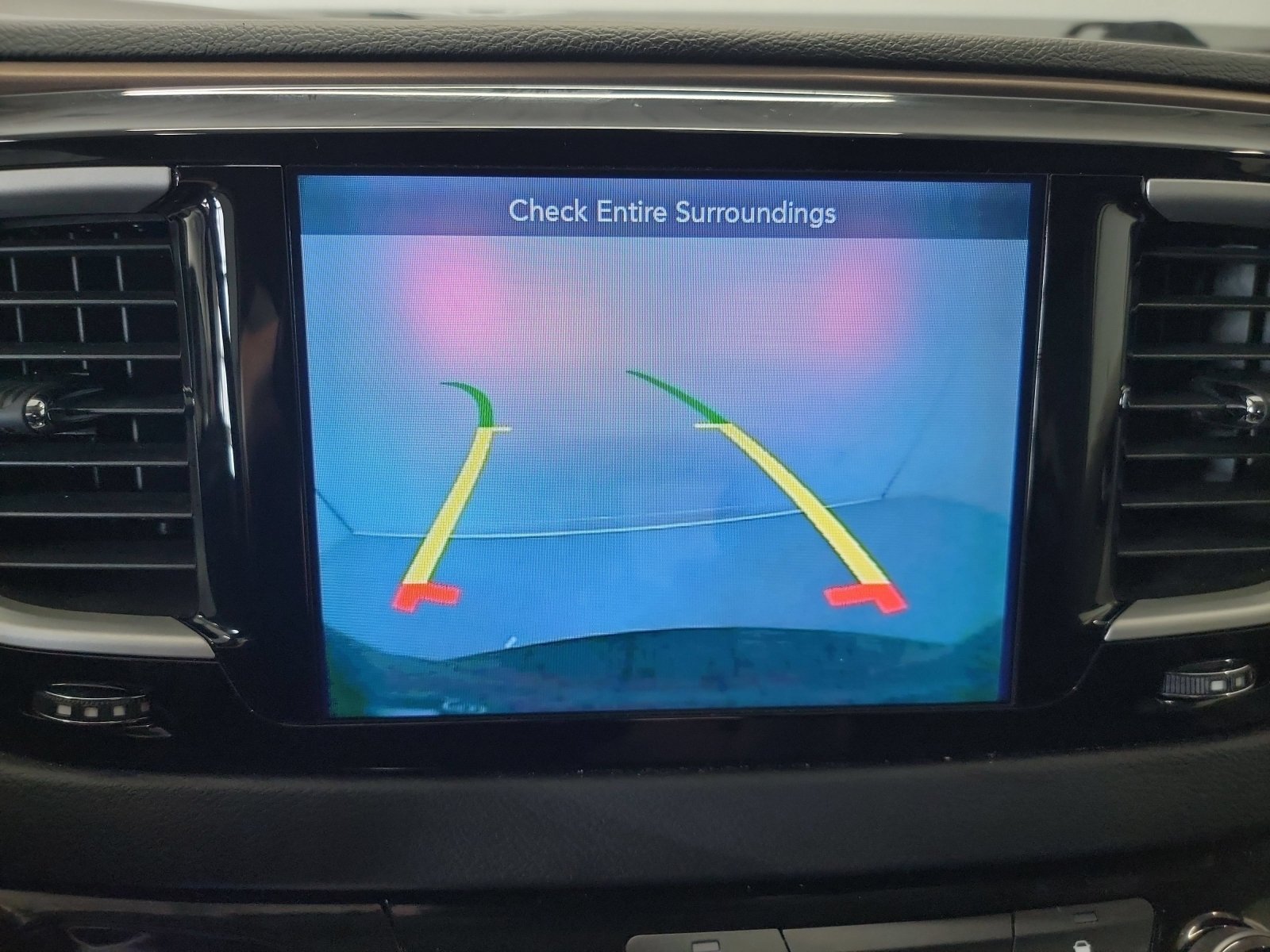 Used 2017 Chrysler Pacifica Touring-L FWD image 23