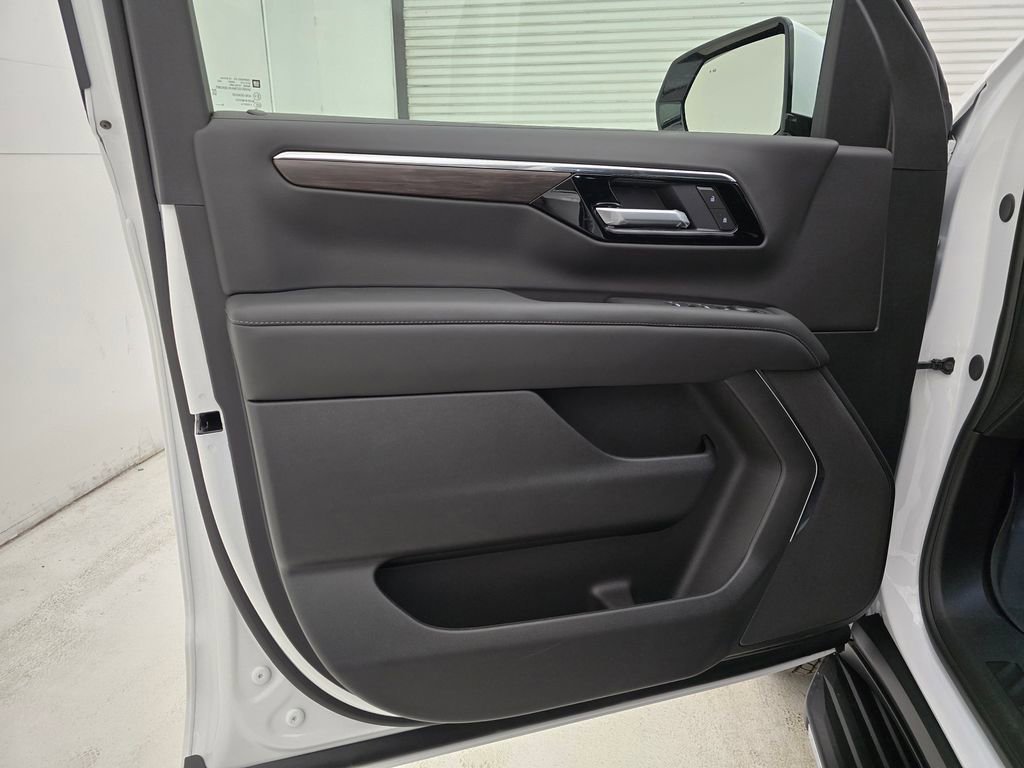 New 2026 Chevrolet Tahoe LS image 41