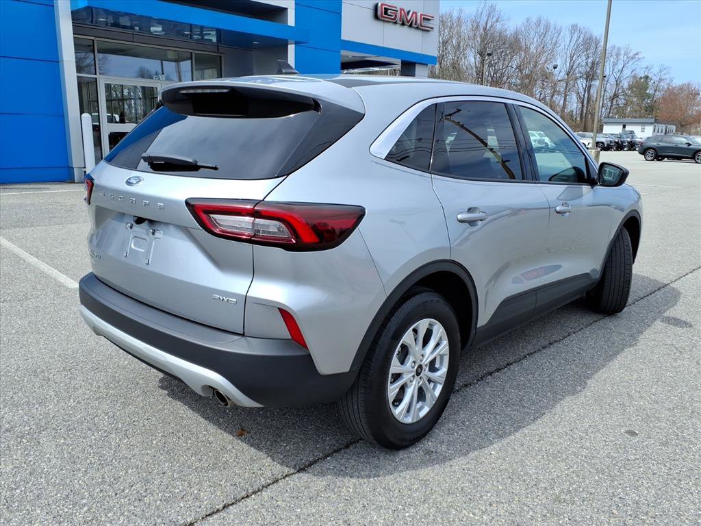Used 2024 Ford Escape Active image 4
