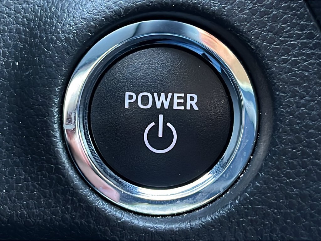 Used 2023 Toyota RAV4 Limited AWD/4WD image 28