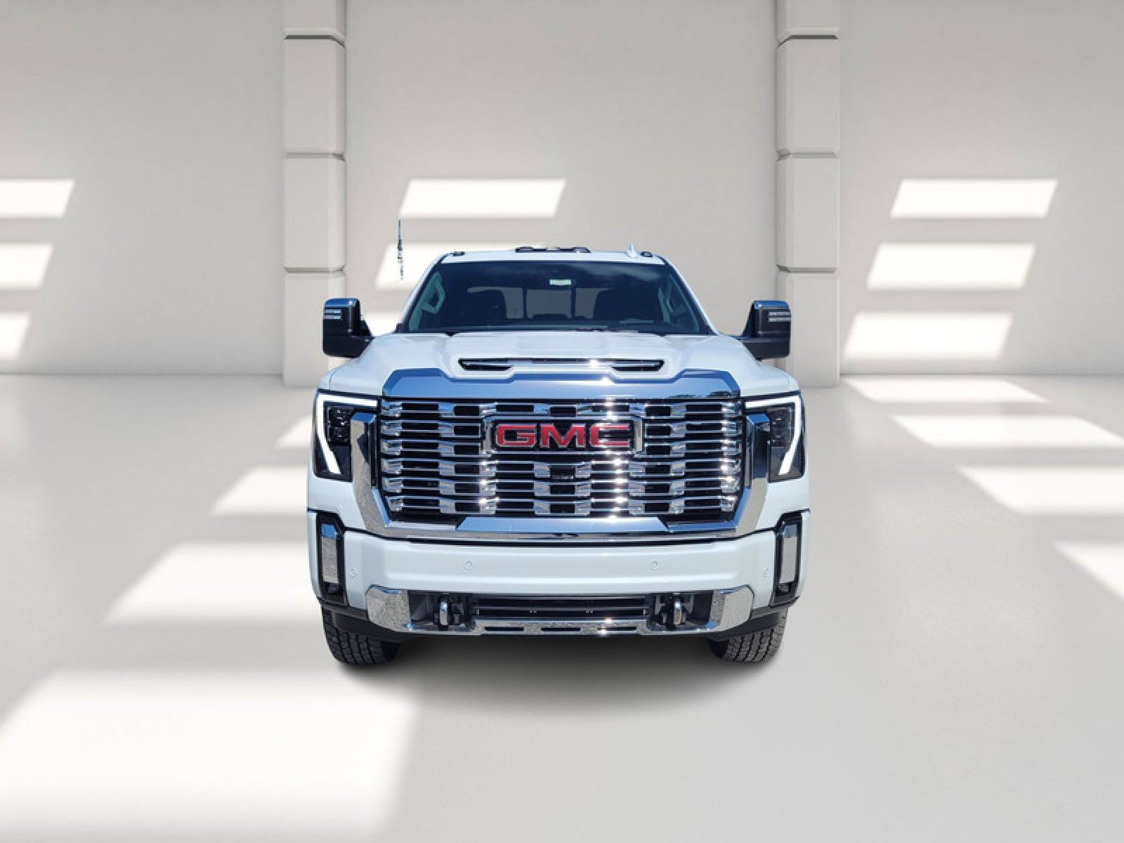 New 2026 GMC Sierra 2500 Denali w/ Denali Reserve Package AWD/4WD image 2