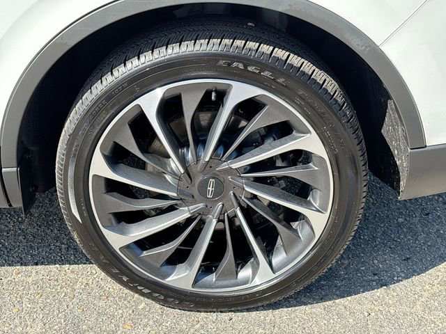 Used 2025 Lincoln Aviator Reserve image 14