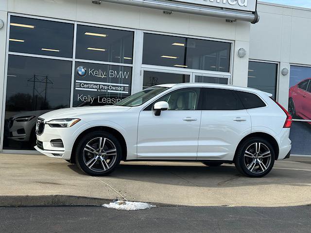 Used 2021 Volvo XC60 T5 Momentum w/ Premium Package image 5