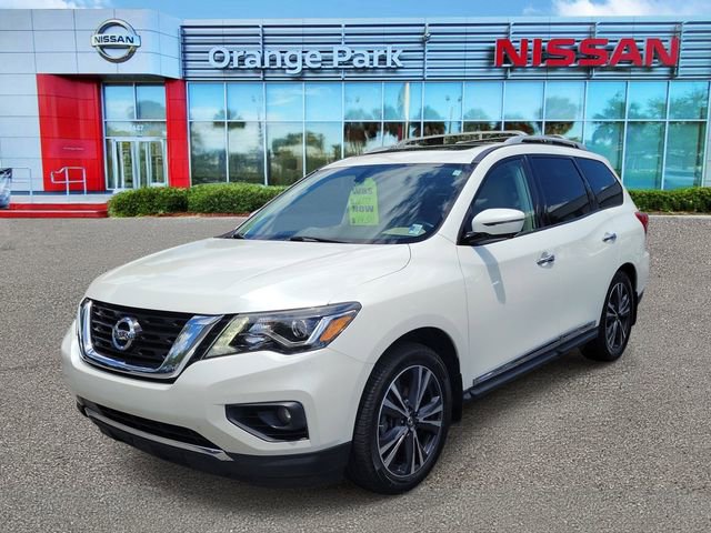 Used 2019 Nissan Pathfinder Platinum FWD image 4