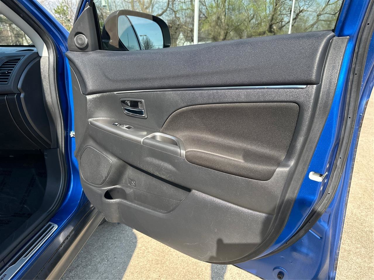 Used 2019 Mitsubishi Outlander Sport ES image 18