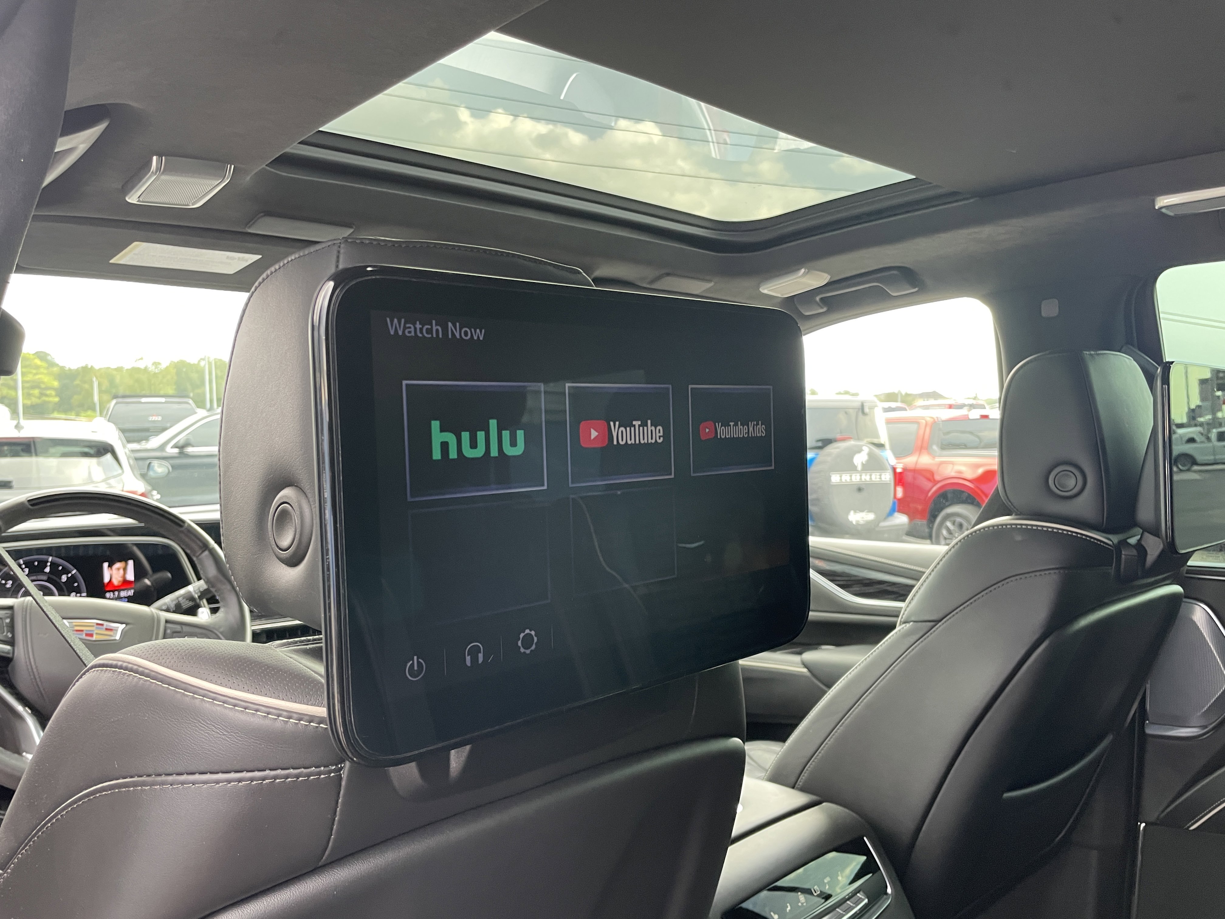 Used 2023 Cadillac Escalade V image 37