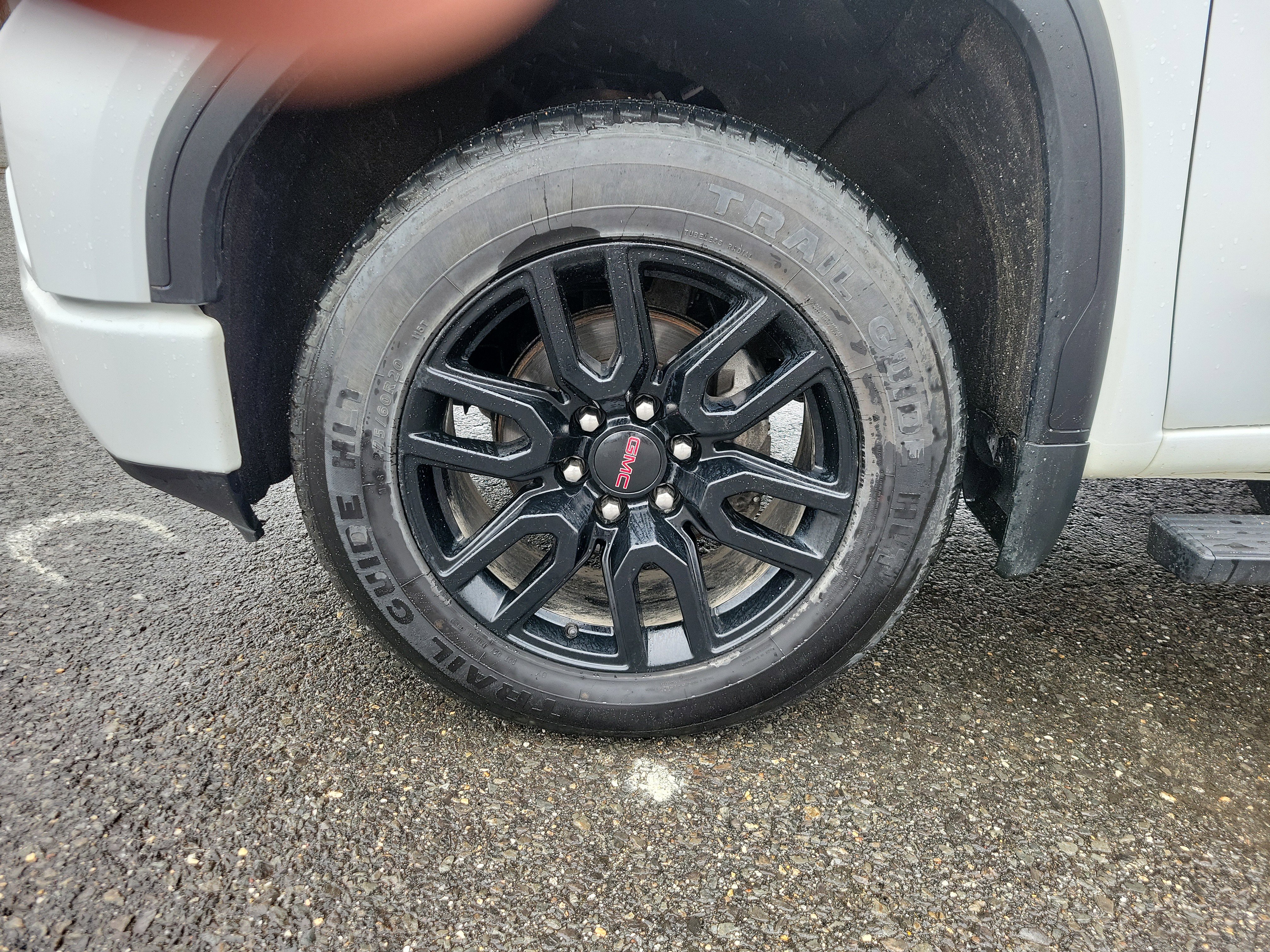 Used 2022 GMC Sierra 1500 Elevation image 12