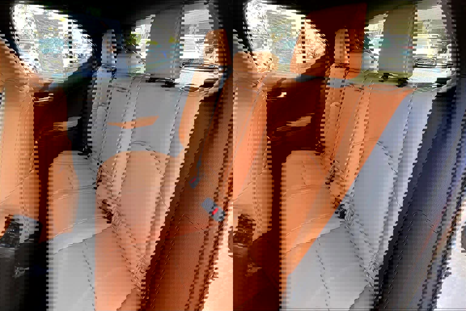 Certified 2025 Lexus UX 300h FWD w/ Accessory Package (Z1) image 18