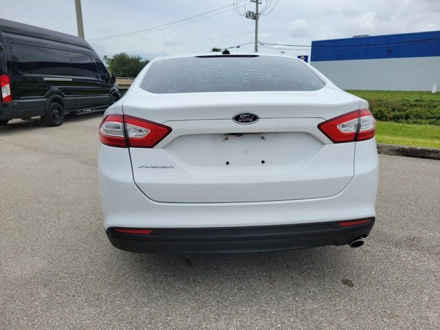 Used 2015 Ford Fusion S FWD image 5