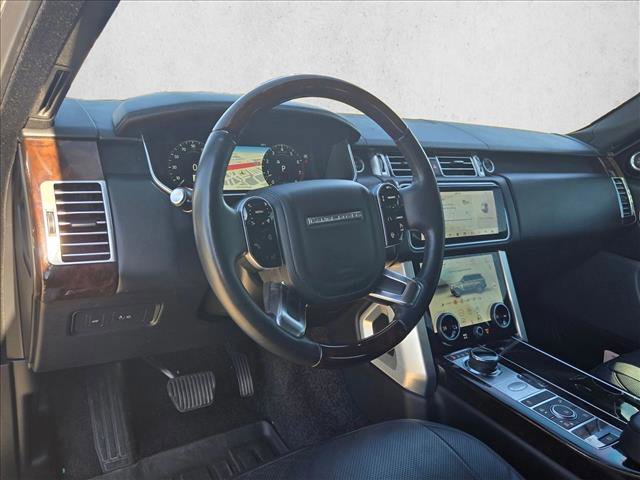 Used 2020 Land Rover Range Rover HSE image 7