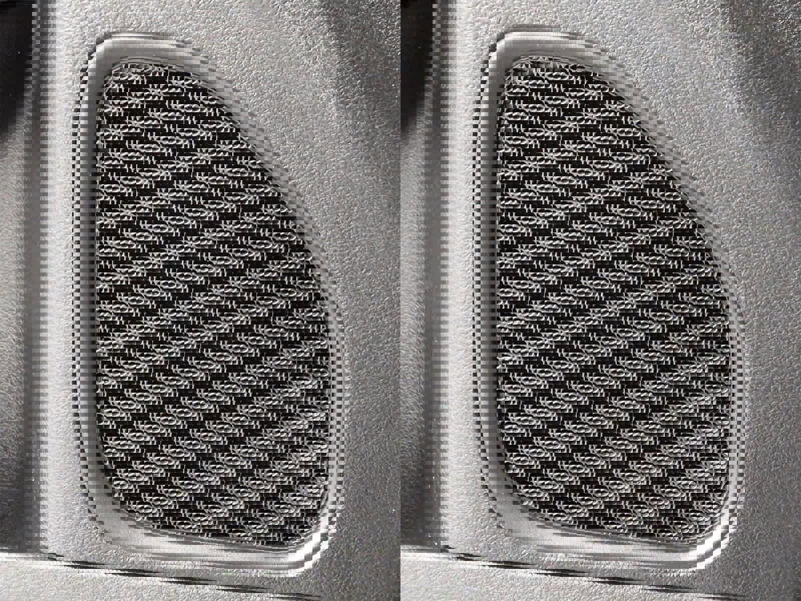 Used 2013 Chrysler 200 Limited image 29