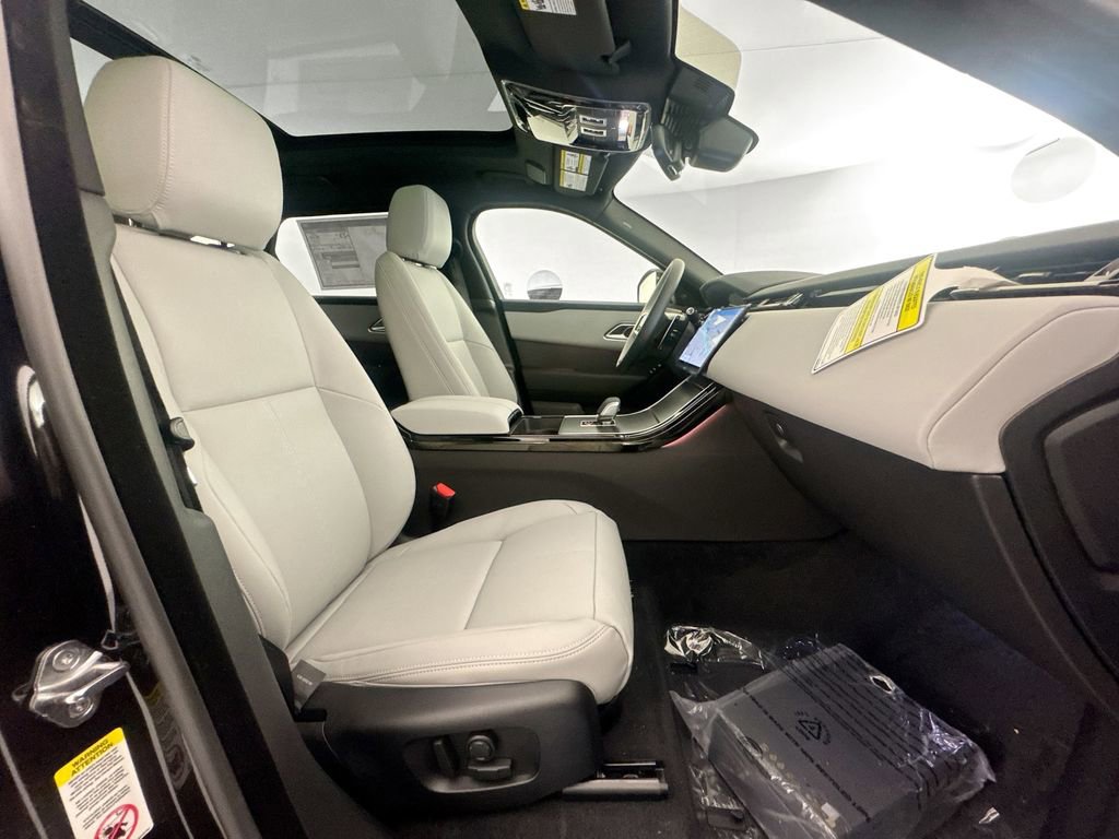 New 2026 Land Rover Range Rover Velar S image 28