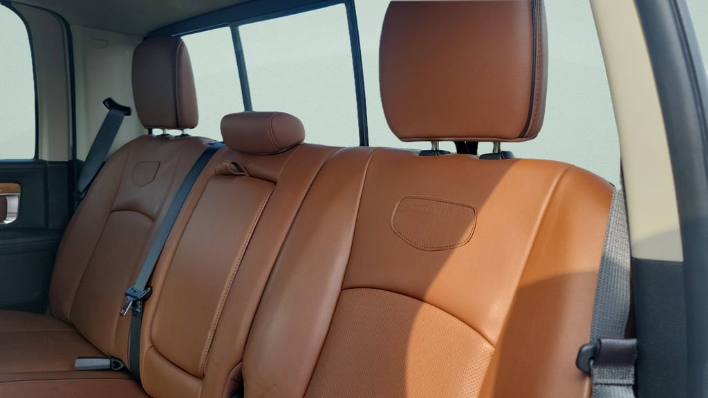 Used 2018 RAM 1500 Laramie Longhorn image 13