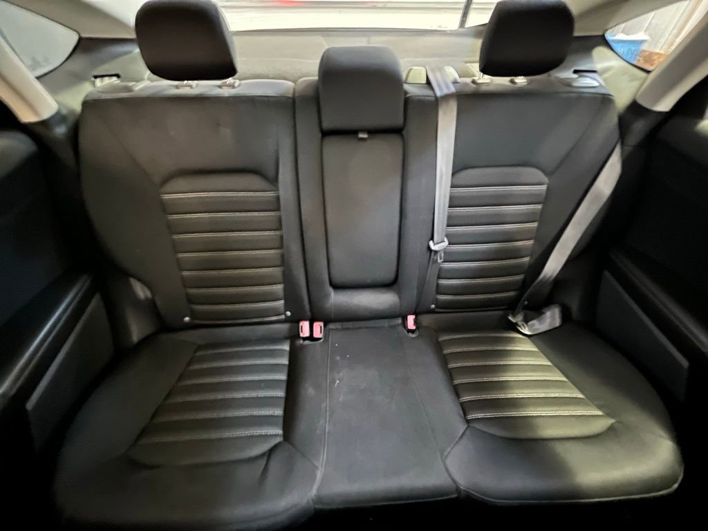 Used 2013 Ford Fusion SE FWD image 24