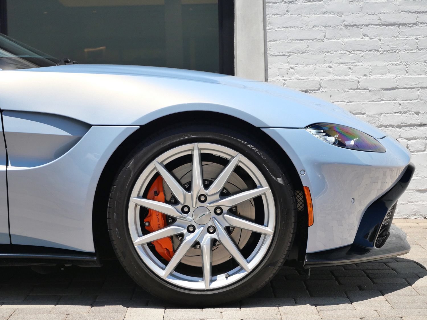 Used 2020 Aston Martin V8 Vantage Coupe RWD image 4