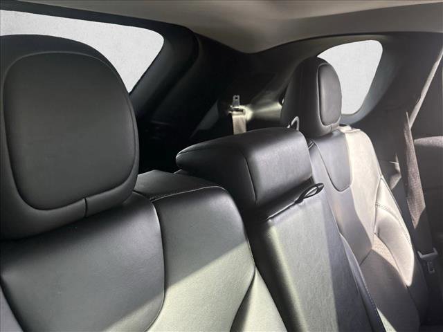 Used 2020 Jeep Cherokee Latitude Plus image 16