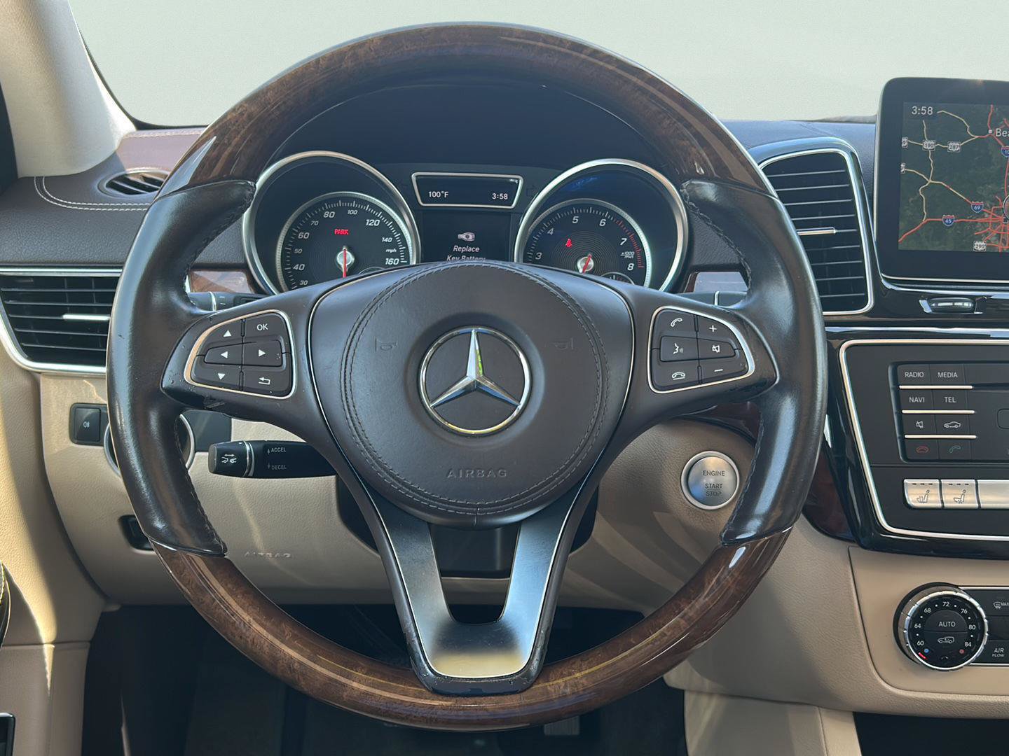Used 2017 Mercedes-Benz GLS 550 4MATIC image 10