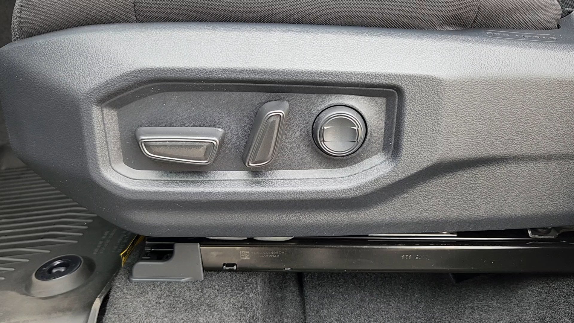 New 2026 Toyota Tundra SR5 AWD/4WD image 8