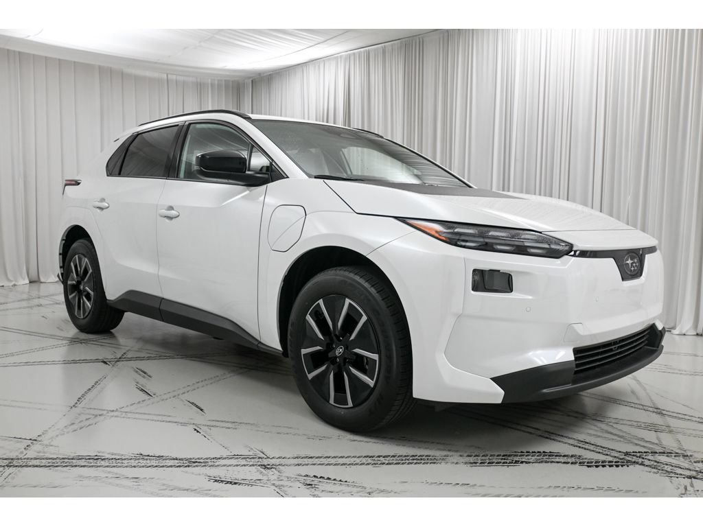 New 2026 Subaru Solterra AWD/4WD image 2