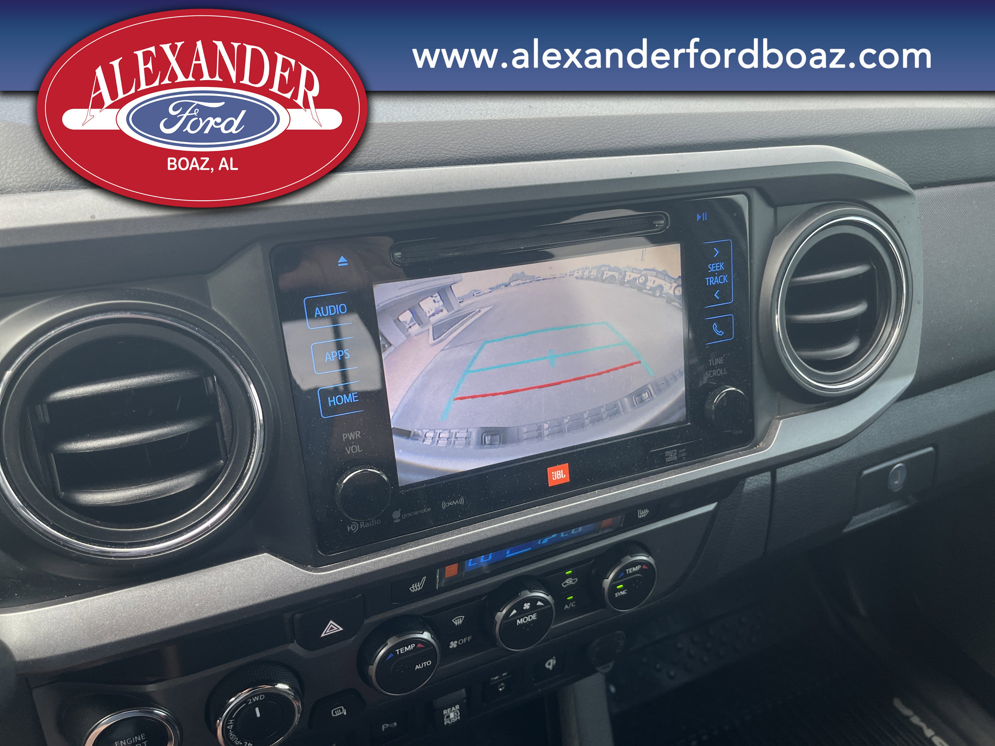 Used 2019 Toyota Tacoma TRD Sport image 28