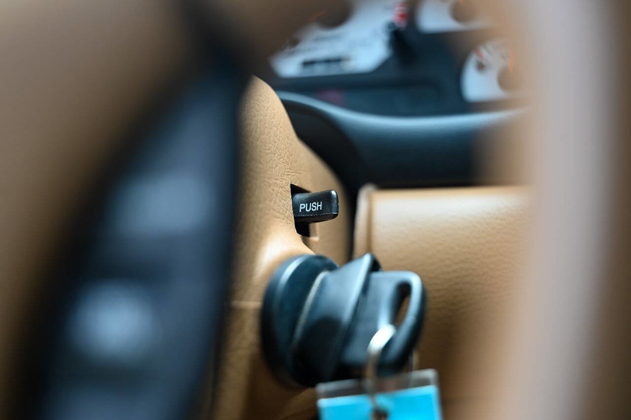 Used 1997 Ford Mustang Cobra image 96