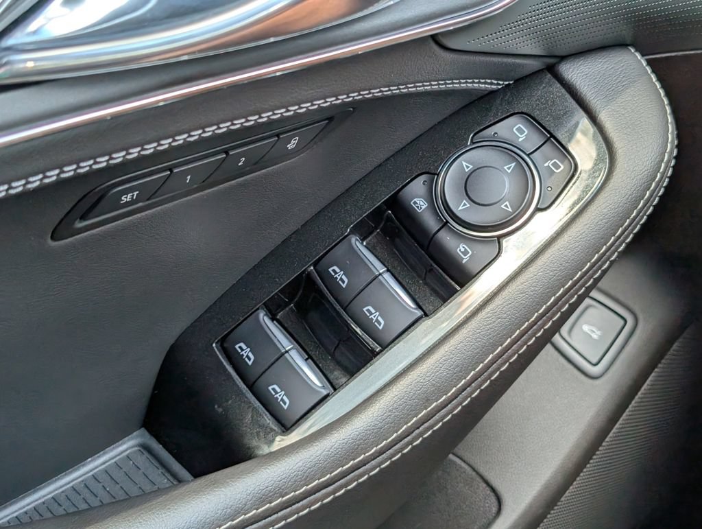 Used 2022 Cadillac CT5 V Blackwing w/ Parking Package RWD image 27