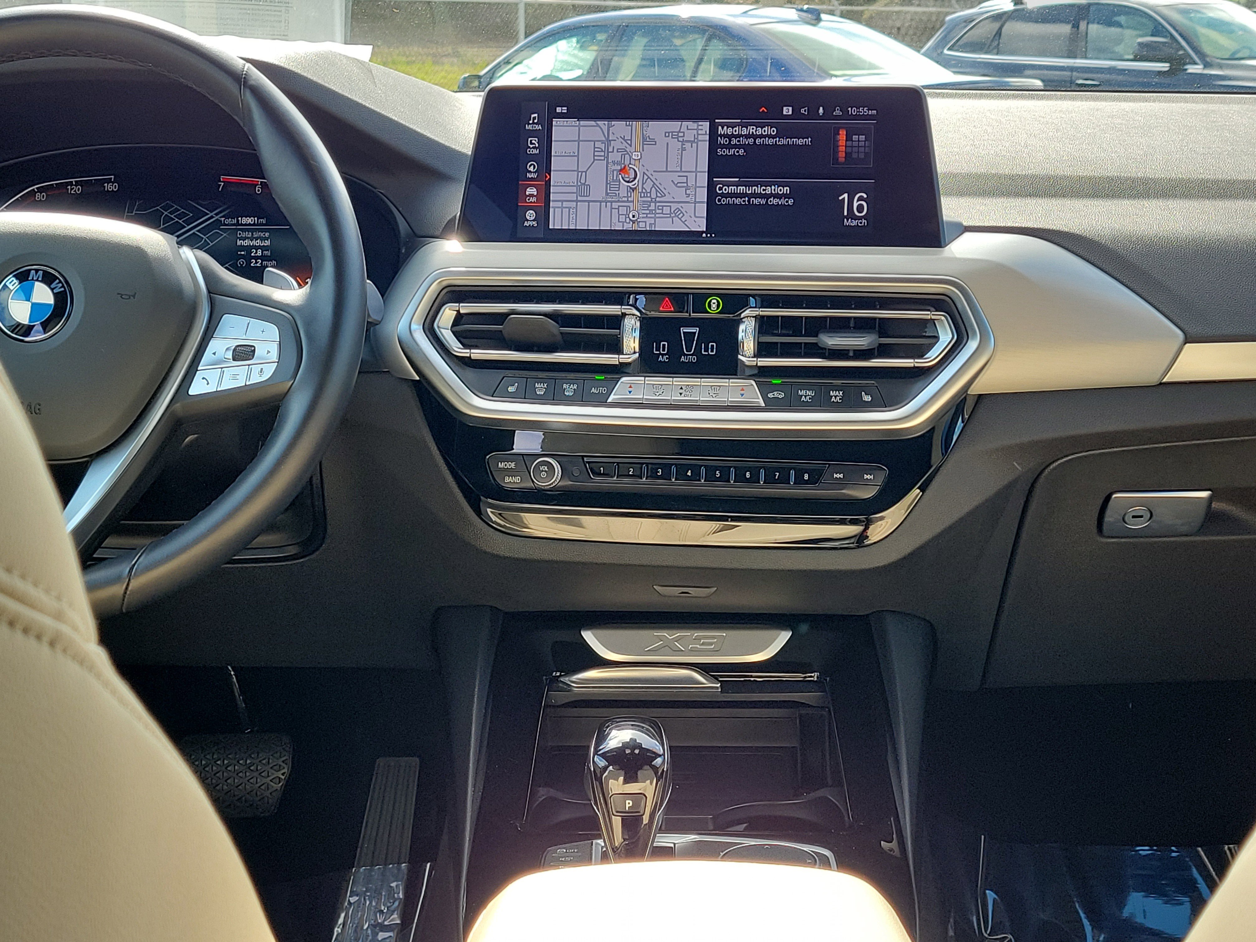 Used 2024 BMW X3 sDrive30i w/ Convenience Package image 16