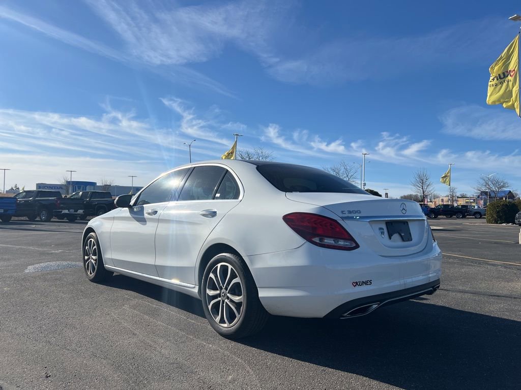 Used 2017 Mercedes-Benz C 300 4MATIC Sedan image 5