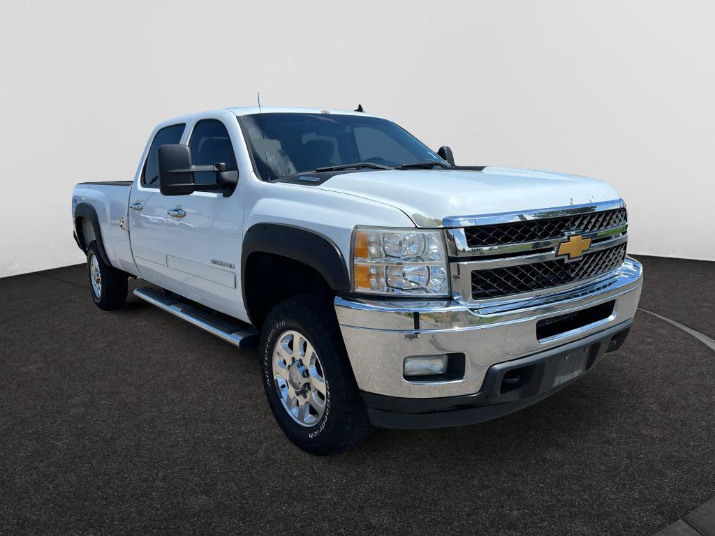 Used 2014 Chevrolet Silverado 3500 LT w/ Interior Plus Package AWD/4WD image 8