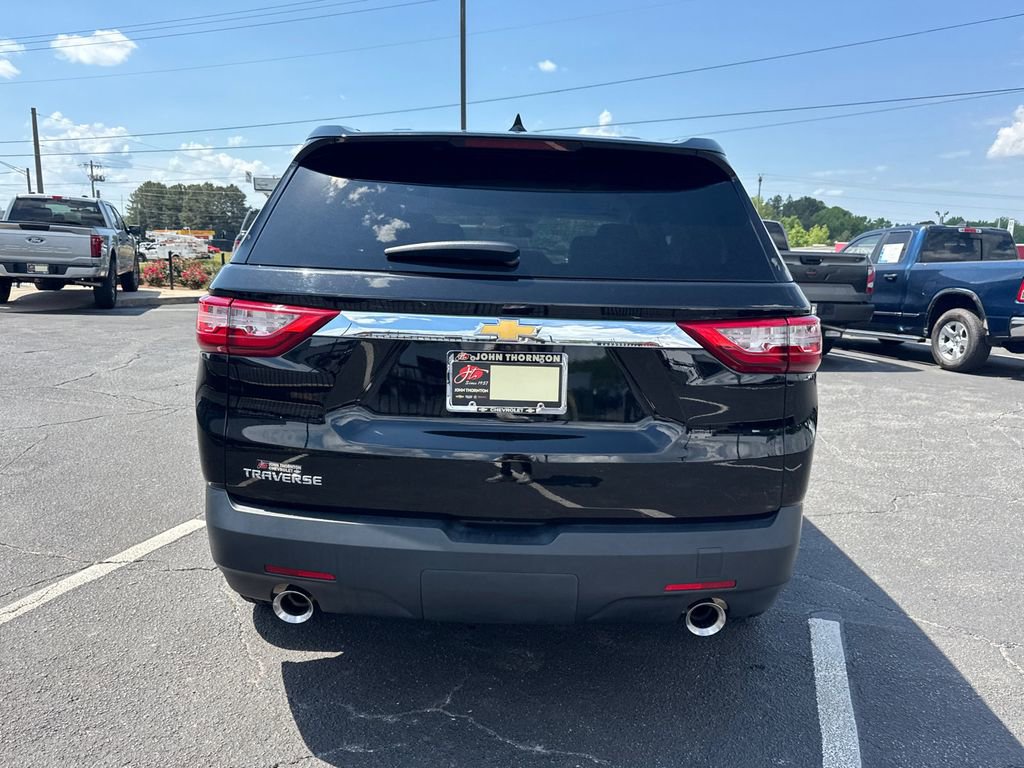 Used 2021 Chevrolet Traverse LS FWD image 7