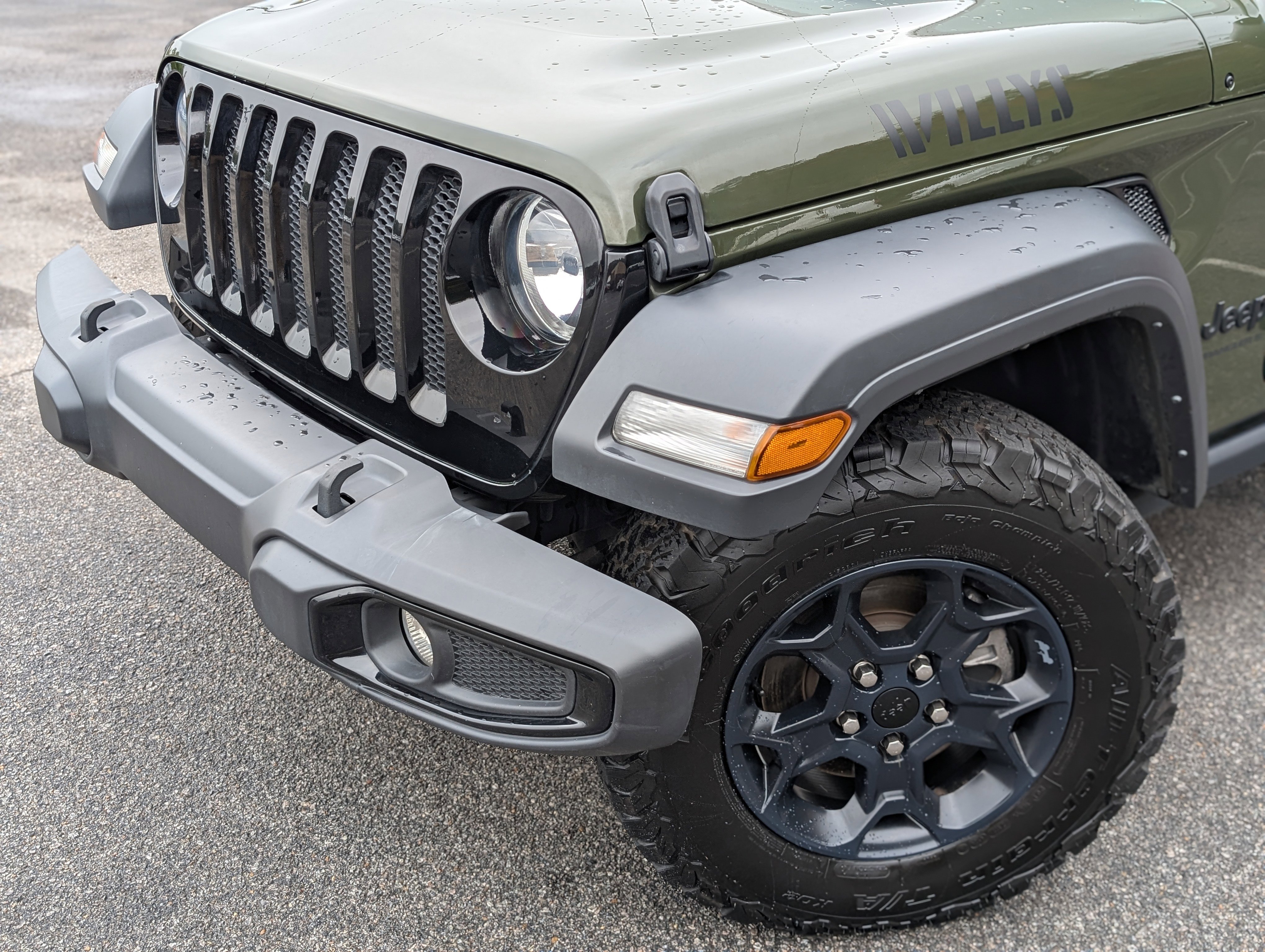 Used 2023 Jeep Wrangler Unlimited Sport image 13