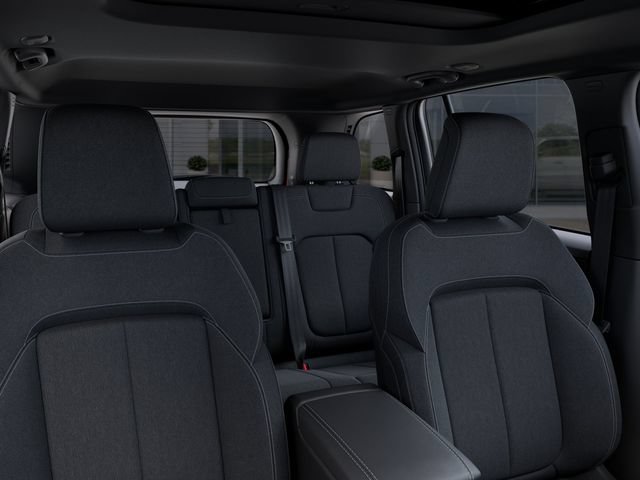 Used 2025 Jeep Grand Cherokee Laredo w/ Luxury Tech Group I AWD/4WD image 26