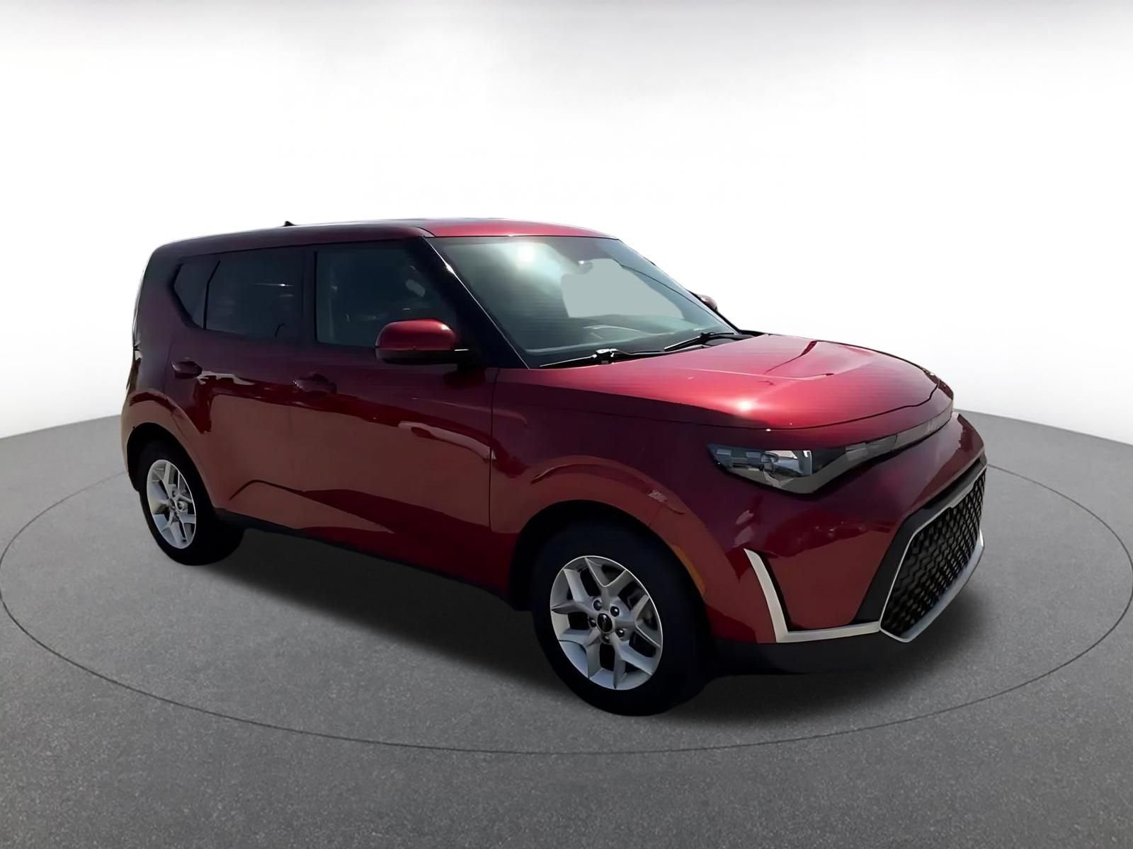 Used 2025 Kia Soul LX w/ LX Technology Package FWD video 2