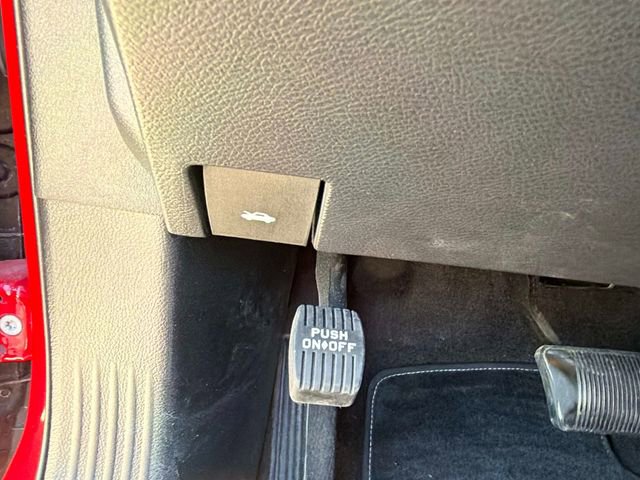 Used 2016 Dodge Challenger SRT w/ Technology Group image 19