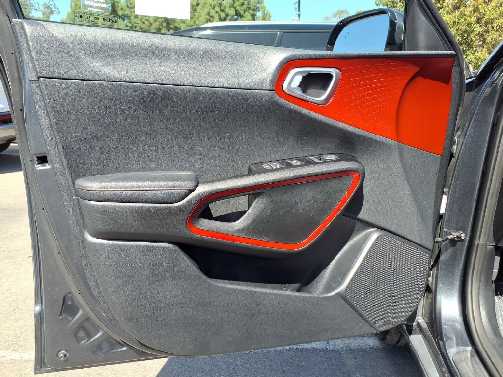 Certified 2023 Kia Soul GT-Line FWD image 20
