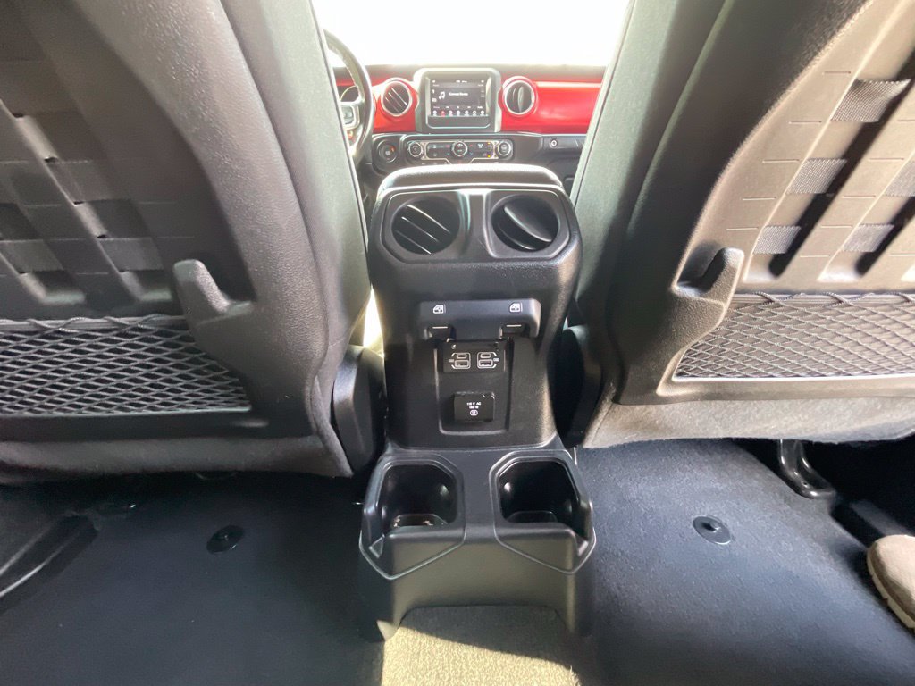 Used 2021 Jeep Wrangler Unlimited Rubicon AWD/4WD image 25