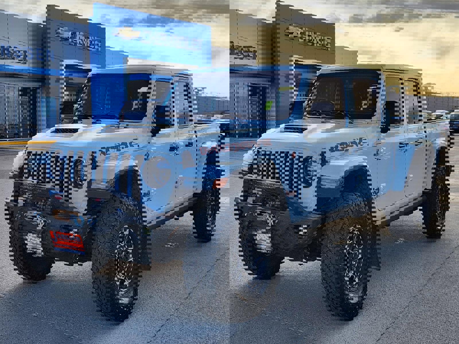 Used 2021 Jeep Gladiator Mojave image 2