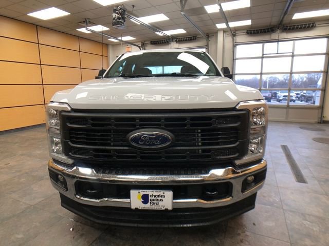 Certified 2023 Ford F350 XL w/ Snow Plow/Camper Package image 2