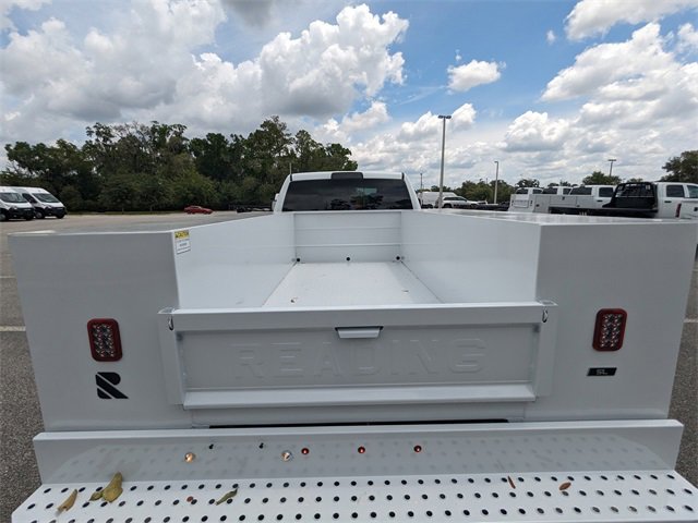 New 2024 RAM 3500 Tradesman w/ Chrome Appearance Group image 13