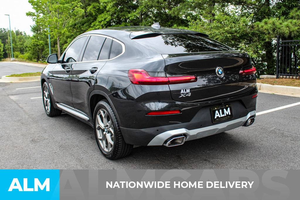 Used 2024 BMW X4 xDrive30i w/ Parking Assistance Package AWD/4WD image 4