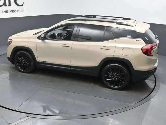 Used 2023 GMC Terrain SLT w/ Infotainment Package II image 41